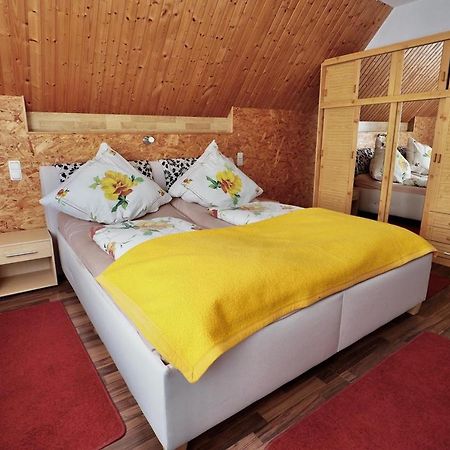 Ferienhaus Neumann - Ein Ganzes Haus Fuer Ihren Urlaub! Hessenburg Экстерьер фото